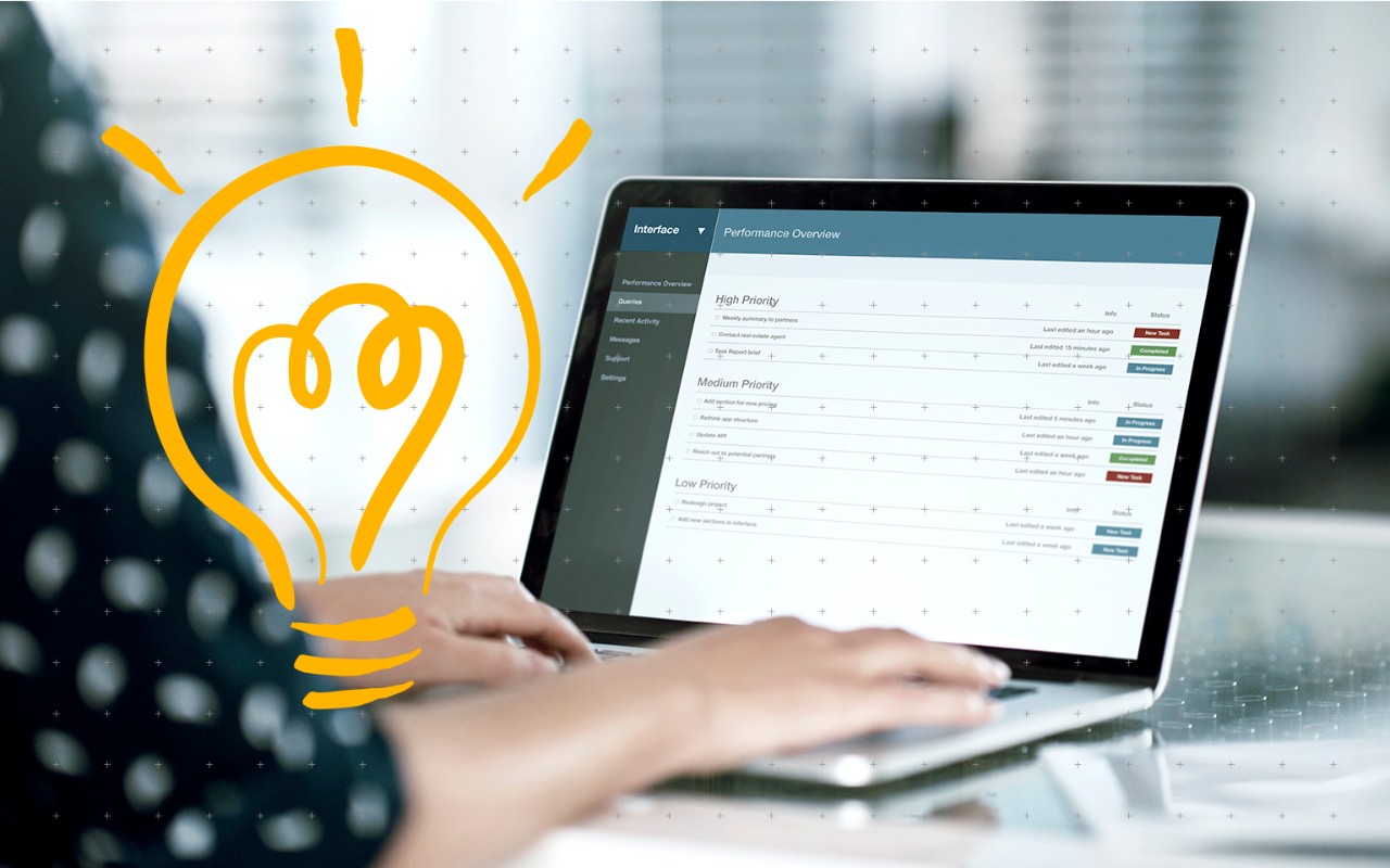 Manos escribiendo en pc