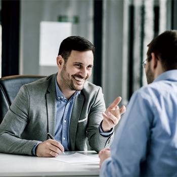 Consigue la felicidad en el trabajo para tus empleados