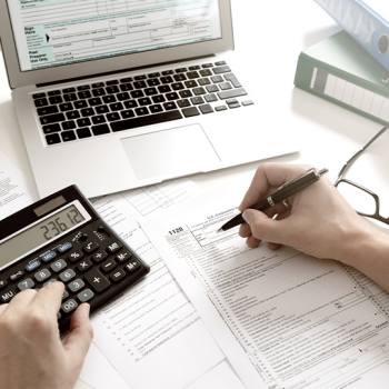 ¿Por qué es necesario que el modelo de factura sea en formato PDF?